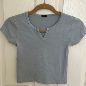 Brandy Melville shirt with v. Color:blue.